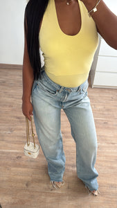 Body jaune